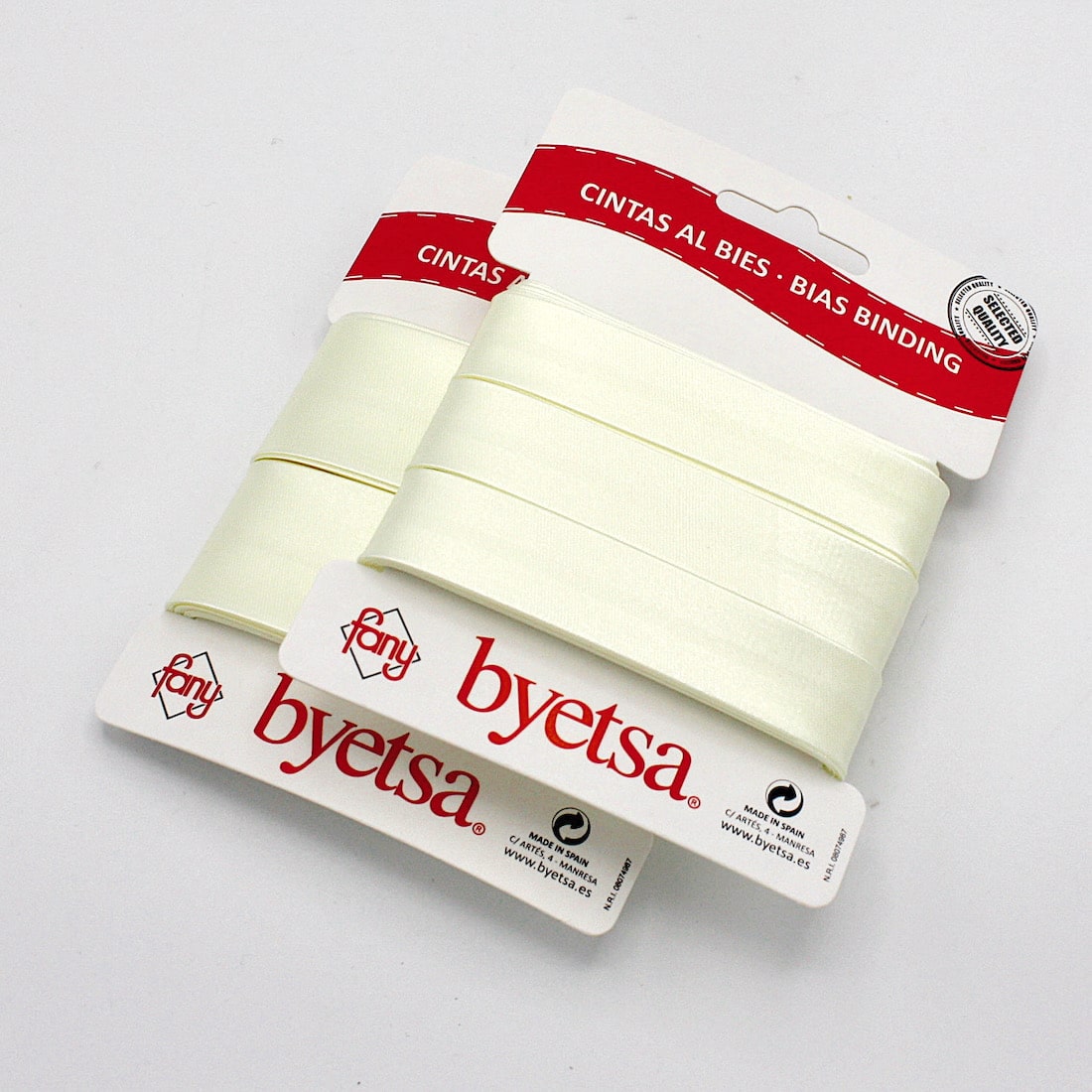 5 metres of Pre-packed Satin Bias Binding Tape in 18mm and 30mm width in Cream 14