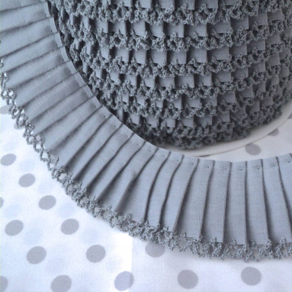 25 metre roll of Pleated Trim Picot Edging in Grey 10