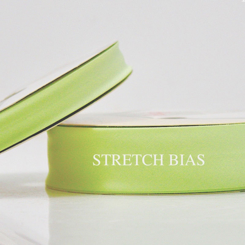 25m roll of Stretch Plain Bias Binding Tape with 30mm width in Pastel Green 67