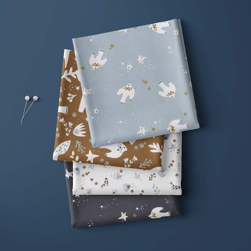 8pcs Precut Fat Quarters Cotton Fabric Bundles - Animal Theme Fabric - DIY  Crafting Series - 100% Cotton - Eco-Friendly – 8pcs Printed Fabric - 18x22  Inches Each (Animal 2) : : Home & Kitchen