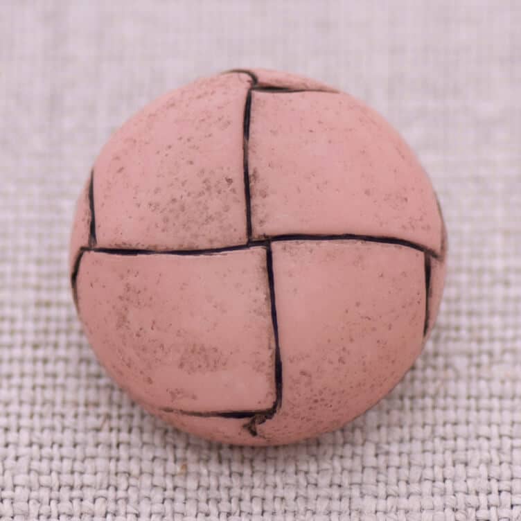 Packet of 15mm Vintage Football Button in Pink