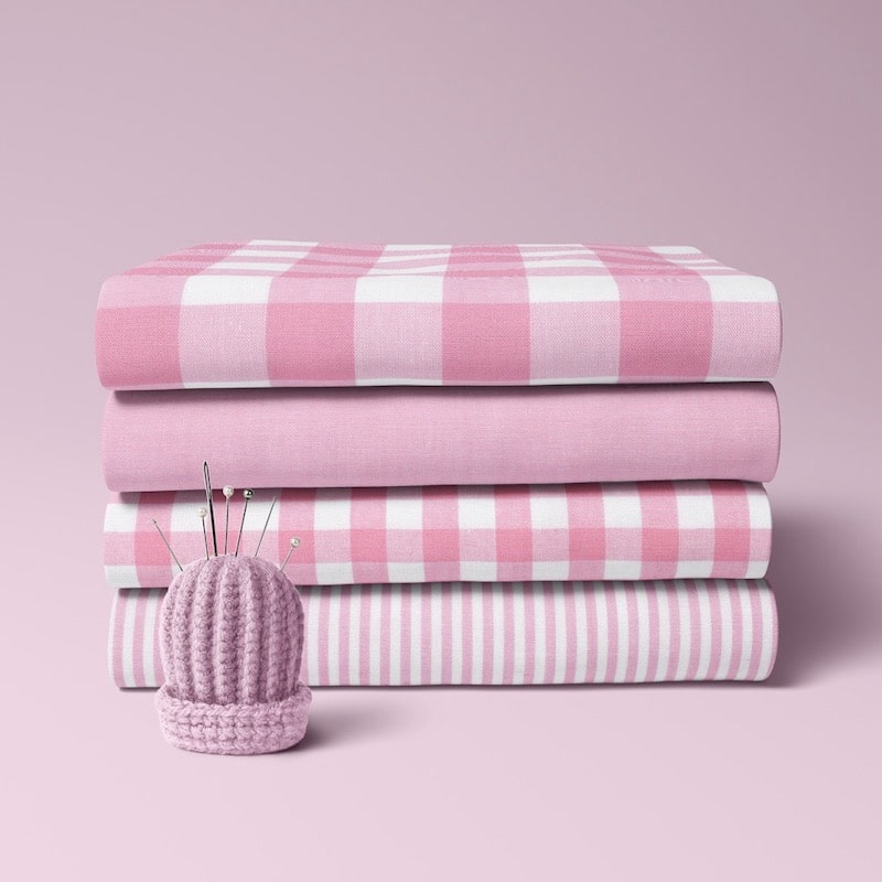 4 x folded cotton fabric bundle in pale pink